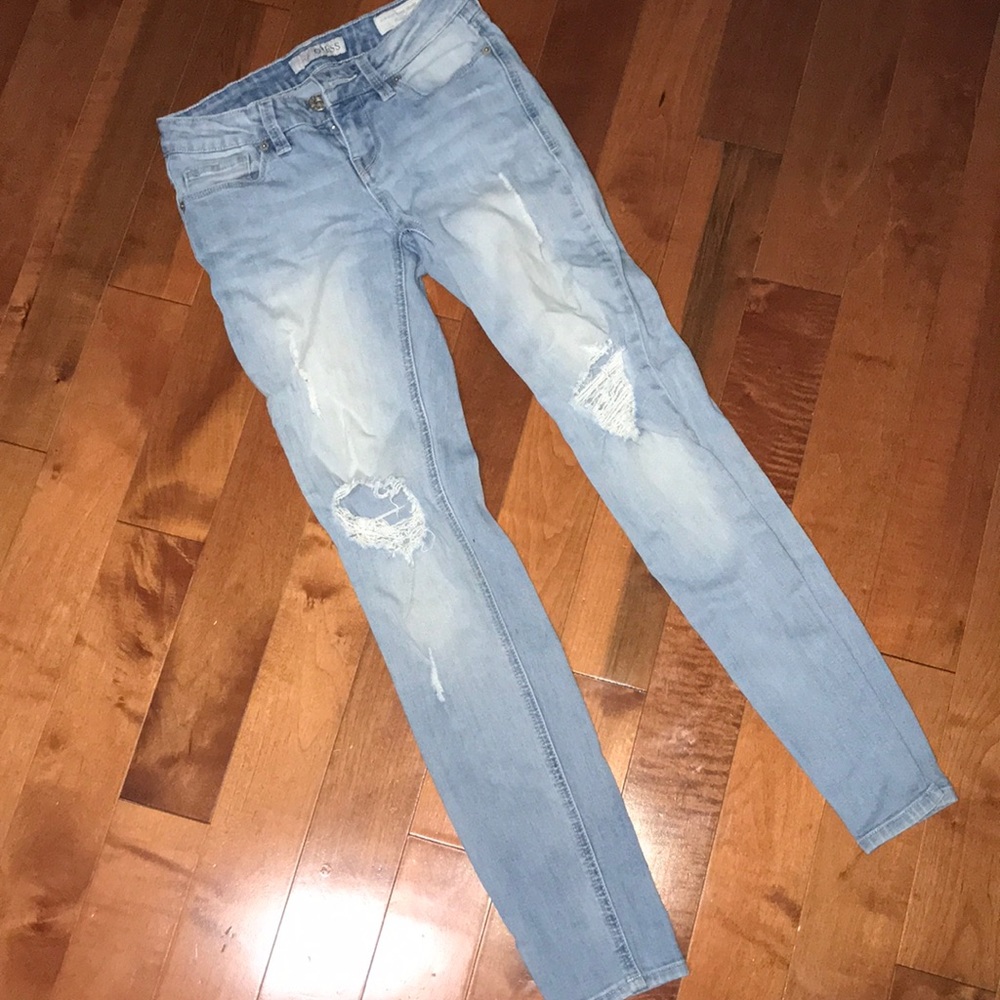 BARELY WORN Skinny jeans